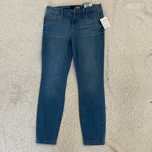 GBG Los Angeles Jeans, New with Tags, Size 29